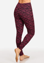 Load image into Gallery viewer, Fahsion Activewear Printed Black Leggings D1085