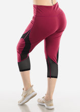 Load image into Gallery viewer, Women&#39;s Activewear Red High Waisted Capri Leggings Y6589